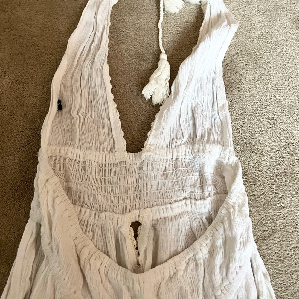 Elegant White Maxi Sun Beach Dress, Small, Lightweight - Picture 8 of 9